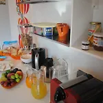 Bed & Breakfast Annavi 3*