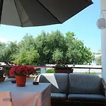 Annavi Bed & Breakfast 3*